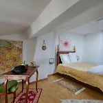 Maison De Choubaka